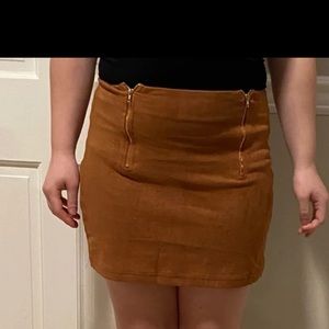 Dark tan zippered mini skirt
